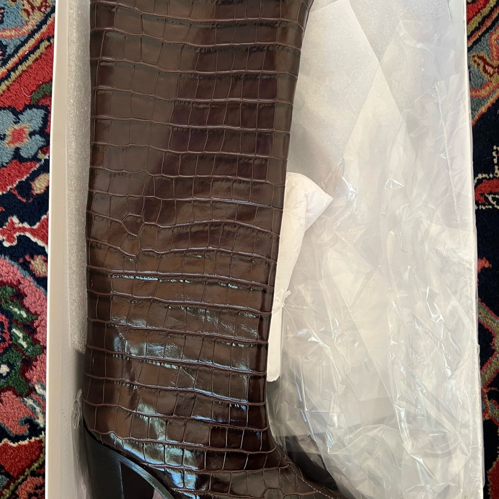SCHUTZ Brown Croc-Embossed Heeled Boots